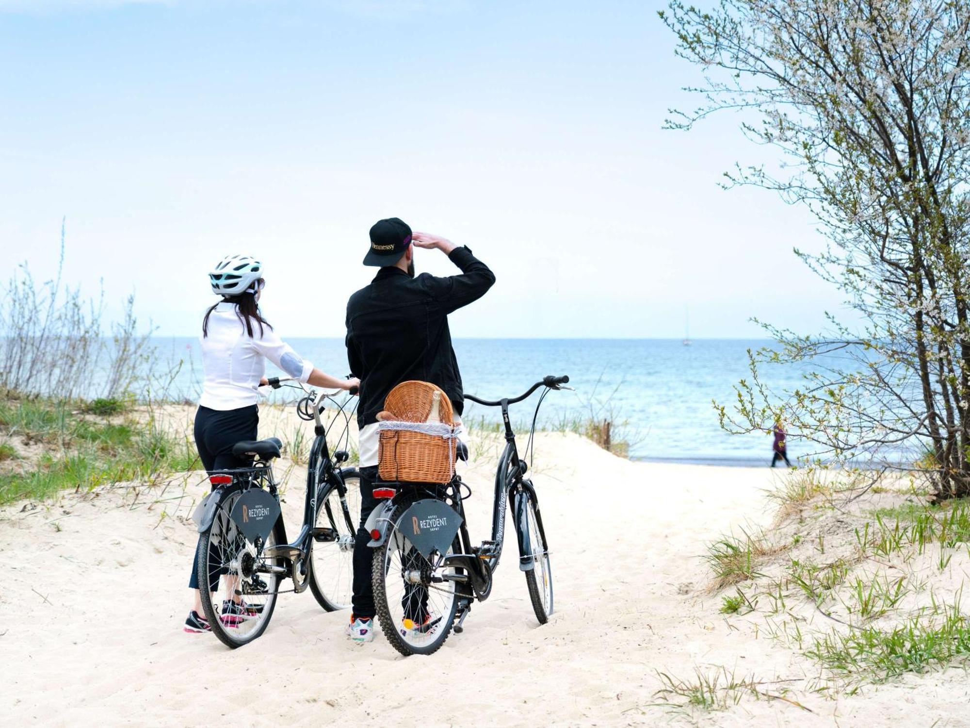 Rezydent Sopot Mgallery Hotel Collection מראה חיצוני תמונה Biking at Lake Michigan